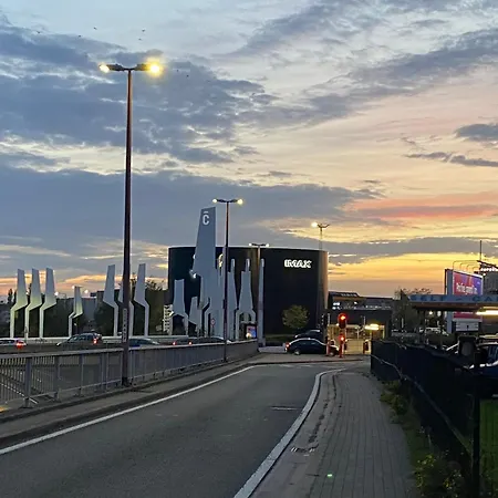 D-012 Bel Et Balcon Climatise Parking Prive Gratuit Sur Demande Lejlighed