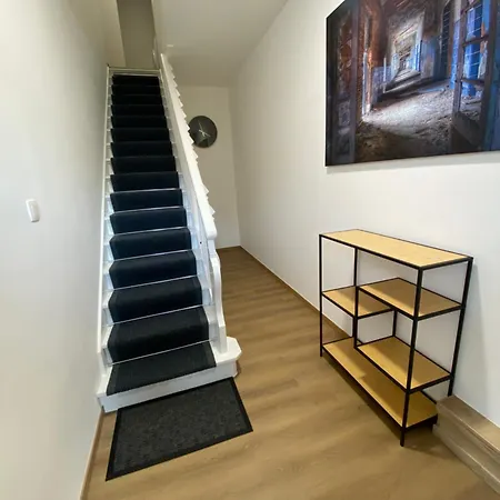 D-012 Bel Et Balcon Climatise Parking Prive Gratuit Sur Demande Lejlighed Charleroi