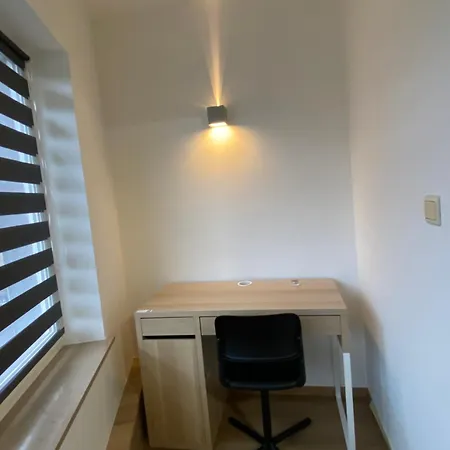 D-012 Bel Et Balcon Climatise Parking Prive Gratuit Sur Demande Daire Charleroi