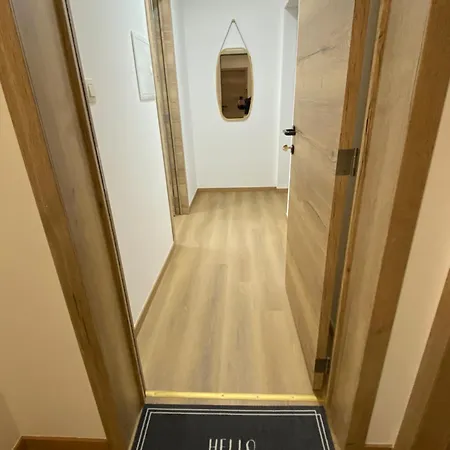D-012 Bel Et Balcon Climatise Parking Prive Gratuit Sur Demande Daire *