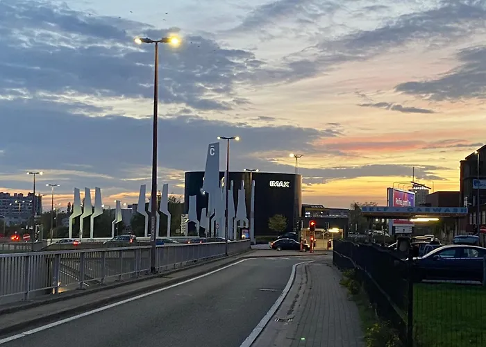 D-012 Bel Et Balcon Climatise Parking Prive Gratuit Sur Demande Appartement