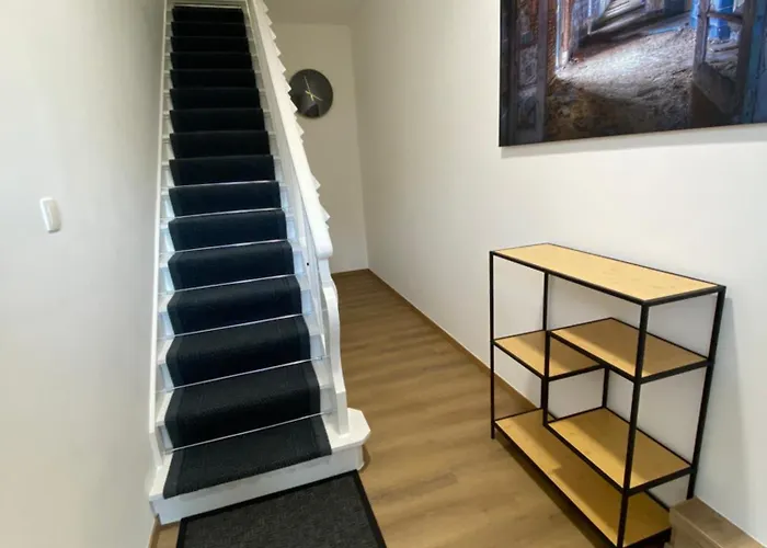 D-012 Bel Et Balcon Climatise Parking Prive Gratuit Sur Demande Appartement Charleroi